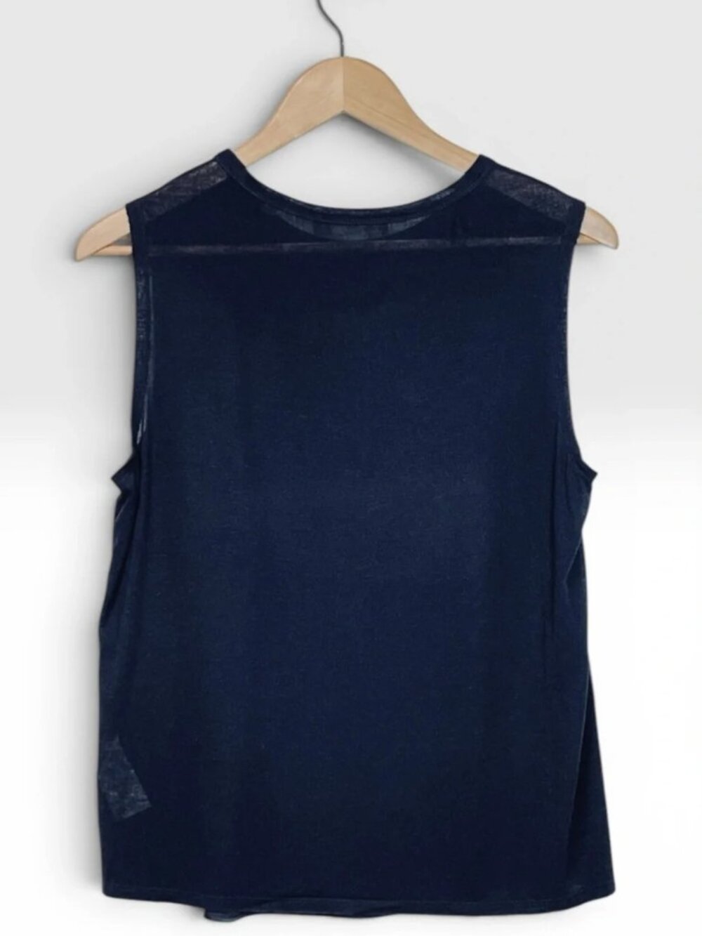 VINCE Navy Silk Front Crew Neck Sleeveless Tank Top Blouse Size S - Picture 2 of 10